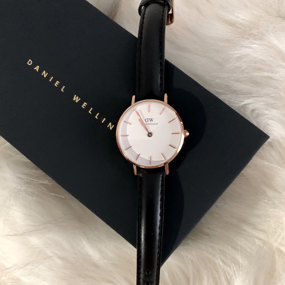 Daniel Wellington Accessories - Daniel Wellington Petite Sheffield in Black